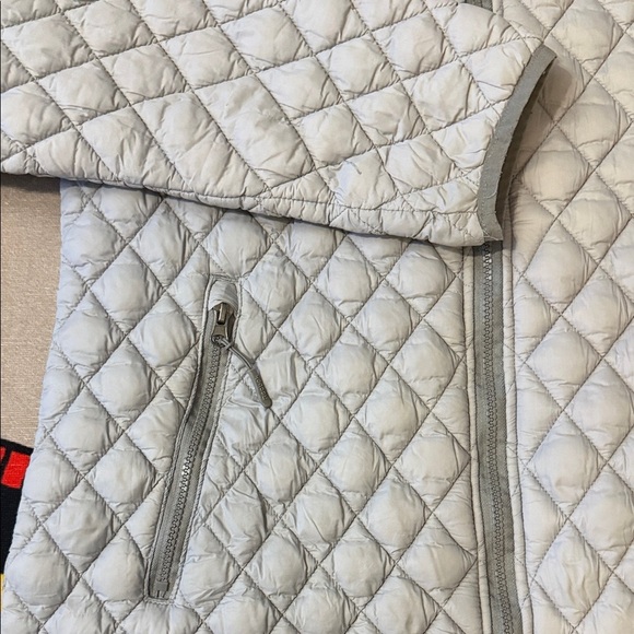 Reebok Light Gray Quilted Hooded Jacket Women's XL ( Pre-owned ) - Picture 3 of 14